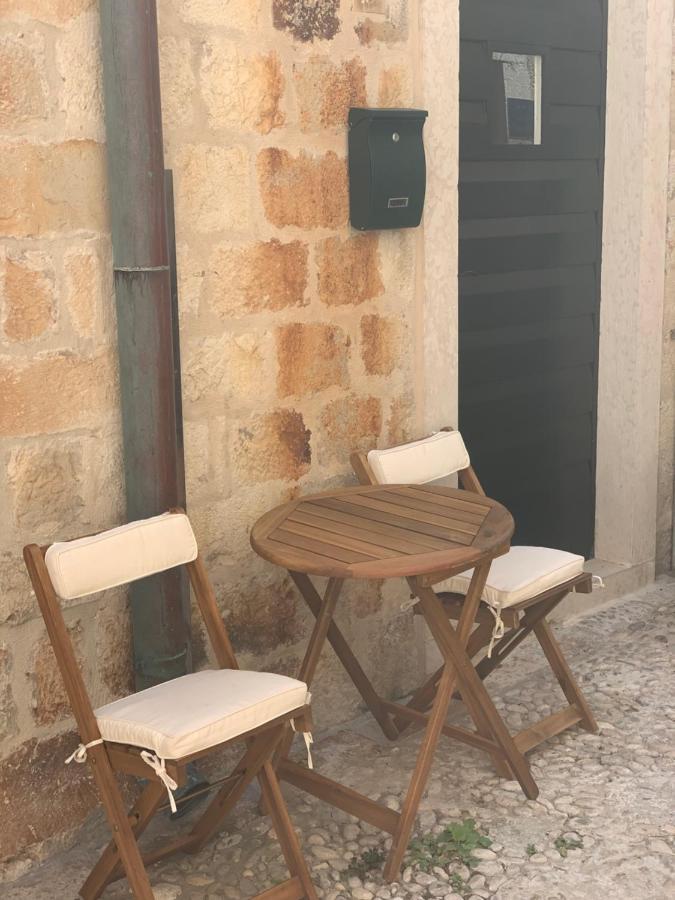 Superior 1 Bedroom Apartment Gabriela Next To Buza Beach Dubrovnik Exterior photo